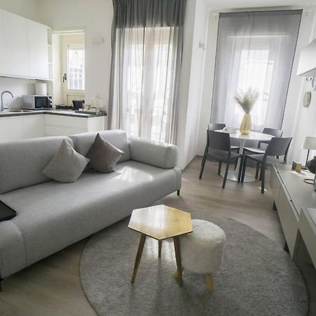 Splendido Dpto Con 2 Letti E 2 Bagni Ad Asti Italy Apartment Exterior foto