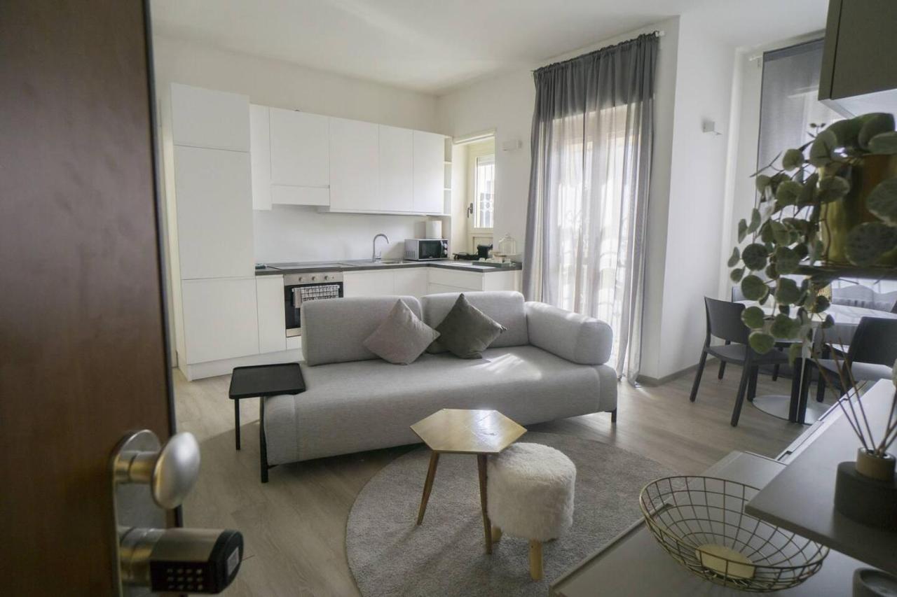 Splendido Dpto Con 2 Letti E 2 Bagni Ad Asti Italy Apartment Exterior foto